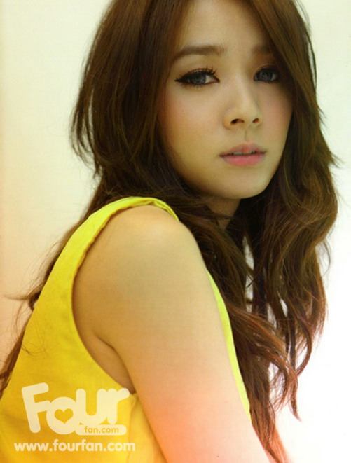 ไอดอลของน้องๆวัยทีน โฟร์ ศกลรัตน์ วรอุไร