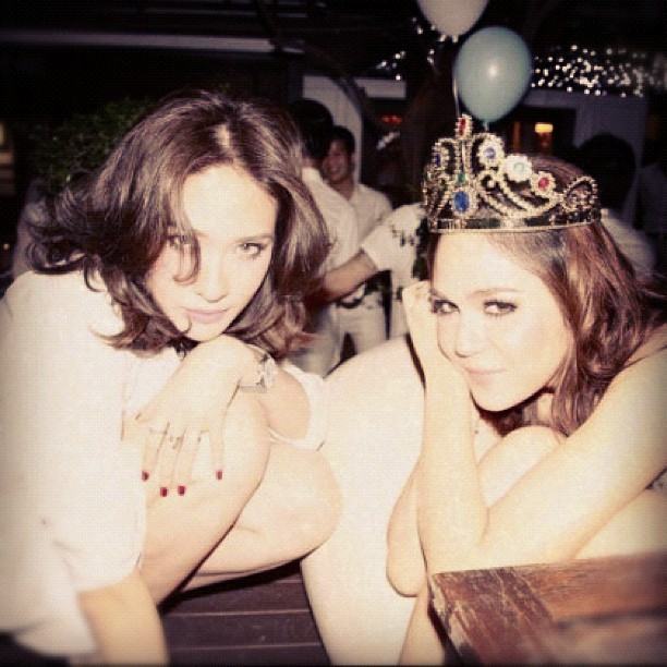 Chompoo Araya w/ friend @Instagram