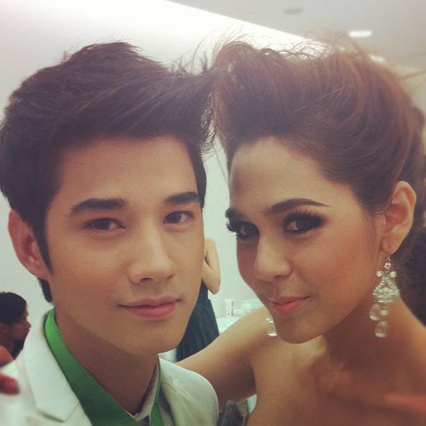 Chompoo Araya w/ friend @Instagram