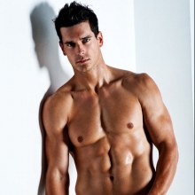 FEATURED MODEL: DREW PARE BY PHOTOGRAPHER FRANK LOUIS