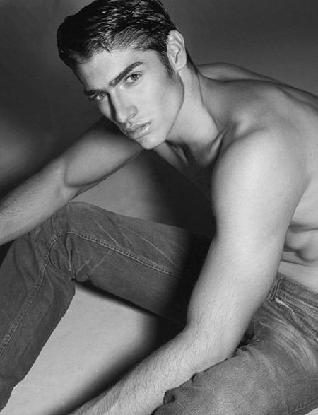 AGENCY: FRANCISCO ESCOBAR FROM REQUEST MODELS