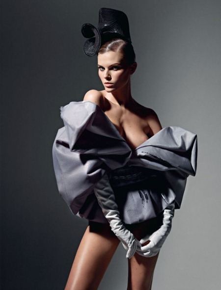 VOGUE RUSSIA: MARYNA LINCHUK BY PHOTOGRAPHER PATRICK DEMARCHELIER