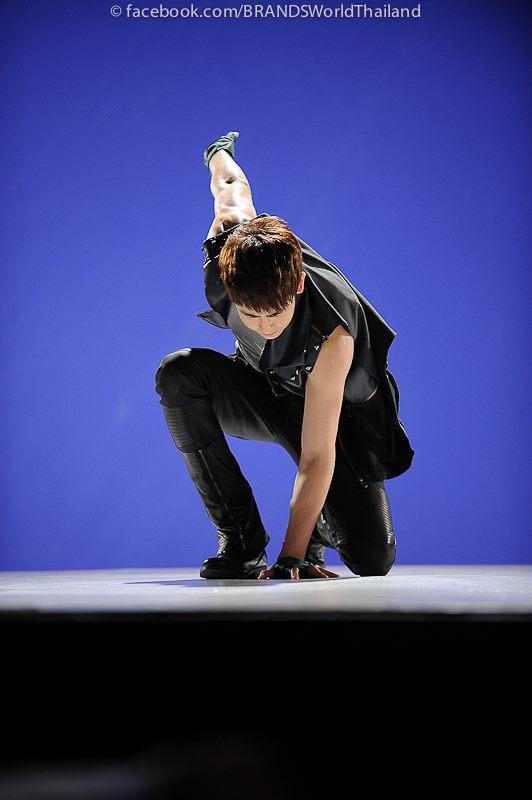 นิชคุณ & พีช-พชร @ เบี้องหลังถ่ายโฆษณา แบรนด์