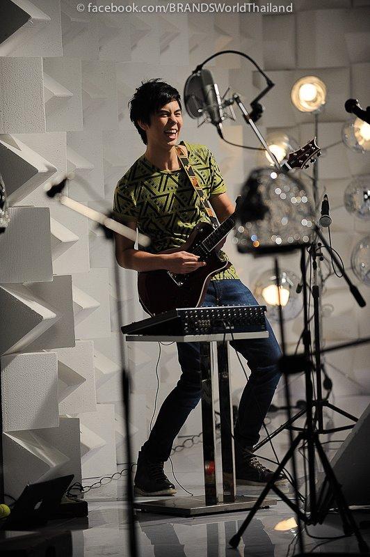 นิชคุณ & พีช-พชร @ เบี้องหลังถ่ายโฆษณา แบรนด์