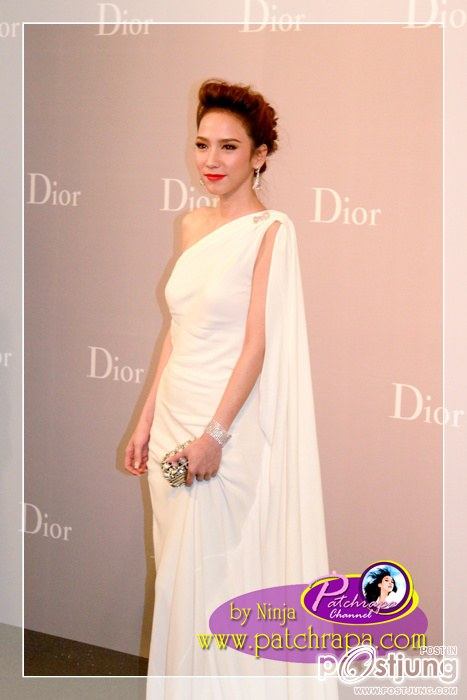 ประมวลภาพ"อั้ม พัชราภา"@ Grand opening Dior!!!