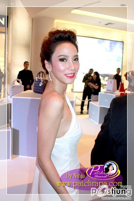 ประมวลภาพ"อั้ม พัชราภา"@ Grand opening Dior!!!