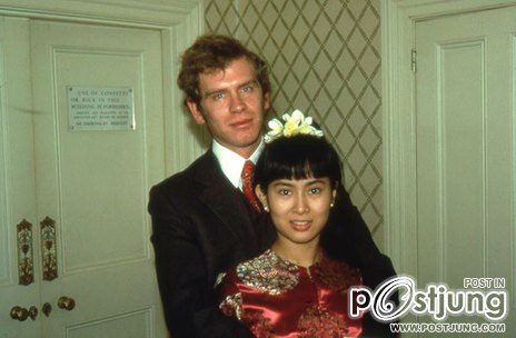 "อองชานชูจี ผู้หญิงท้าอำนาจ " ใน the lady หนังที่ อิงเรื่องจริง