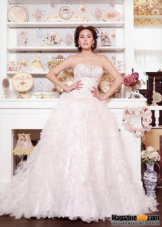 เจนี่ / วิว-วรรณรท / มาร์กี้ / มิน-พีชญา / เบนซ์-พรชิตา @ FINALE WEDDING MAGAZINE vol.1 no.3 January 2012