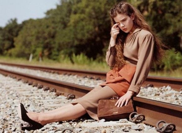 เฮย์ลีย์ สเตนฟิล์ด - ชี้นำทางไม่ควร