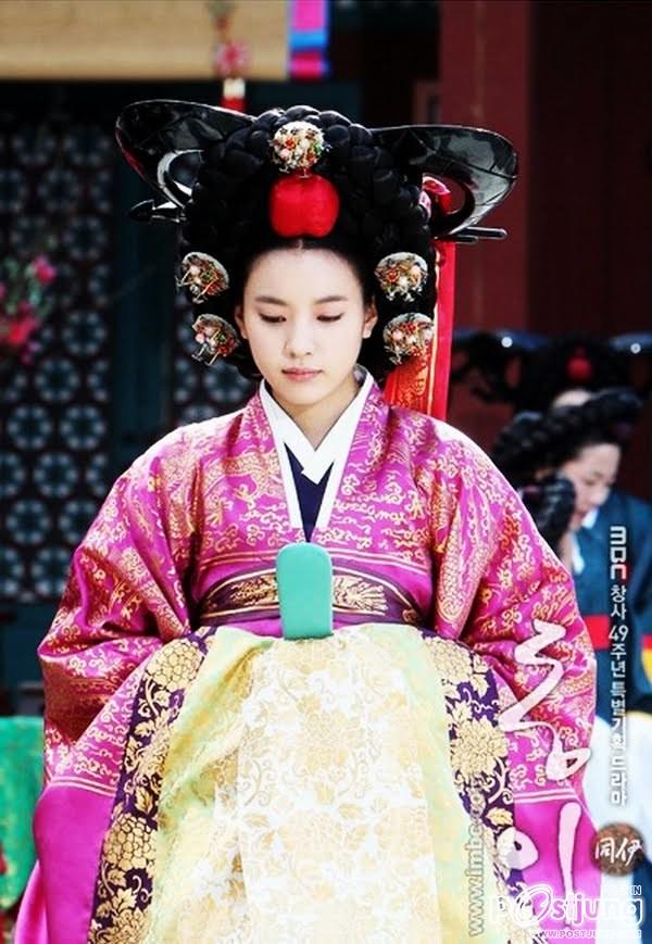 ฮันฮโยจู ดาราเกาหลีทงอีติดในลิสต์ท็อปเท็นดังระดับ เอชีย