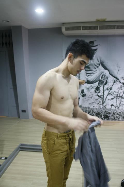 โอเล่ Men's Health MH4