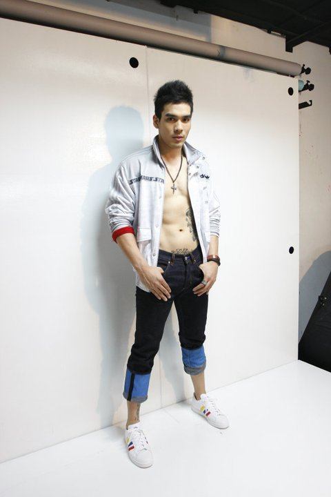 โอเล่ Men's Health MH4