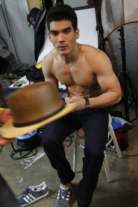 โอเล่ Men's Health MH4