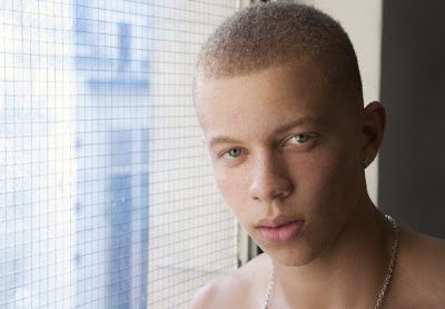 นายแบบ 100