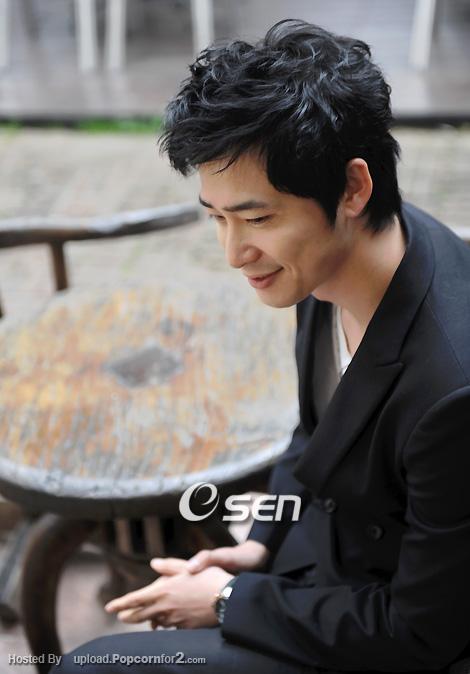 Kang Ji-Hwan