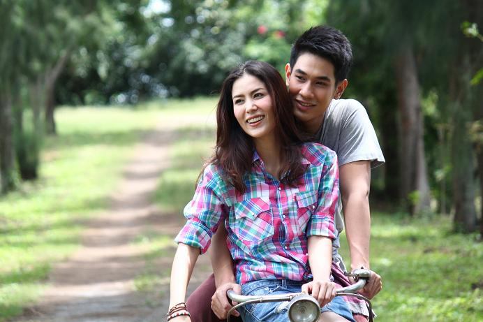 "รักออกอากาศ"....อ๋อม อรรคพันธ์ - เชอร์รี่ เข็มอัปสร เร็วๆนี้จร้า ^^