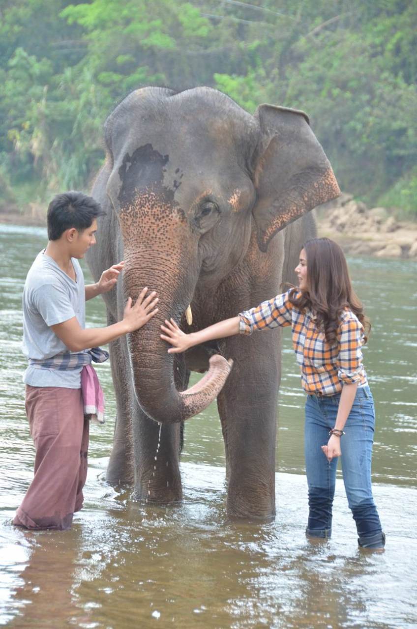 "รักออกอากาศ"....อ๋อม อรรคพันธ์ - เชอร์รี่ เข็มอัปสร เร็วๆนี้จร้า ^^