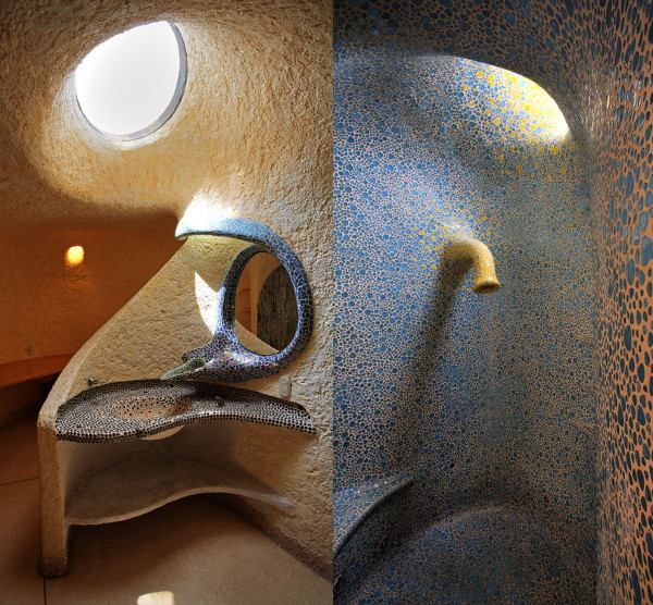 Whimsical House &ndash; Nautilus House in Mexico City