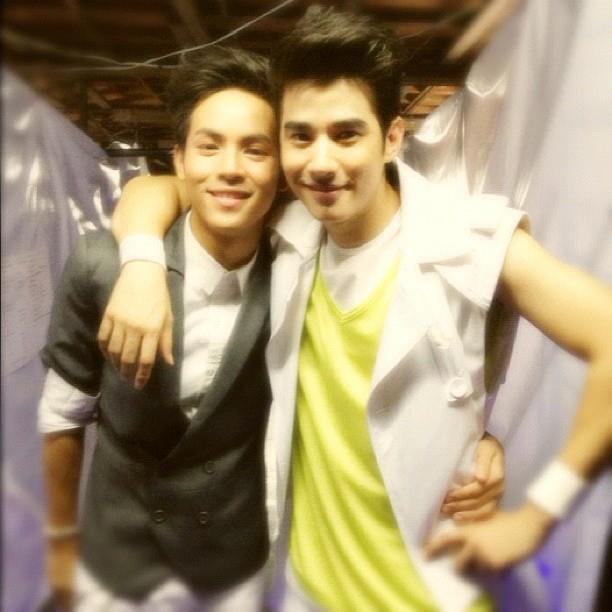 มาริโอ้ & พิช @ 4+1 superstar concert