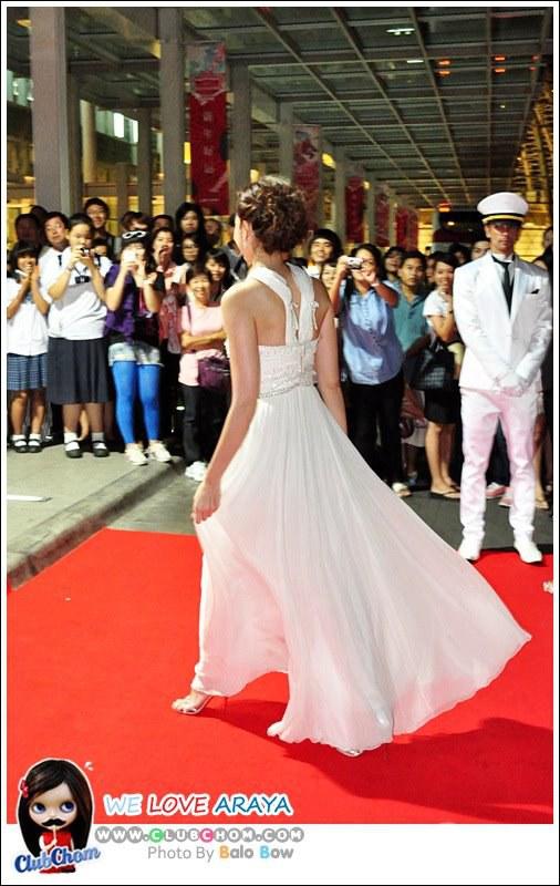 ชมพู่ อารยา รางวัลนักแสดงนำหญิงยอดเยี่ยม คมชัดลึก อวอร์ด 2012