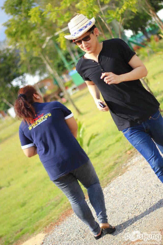 โตส ถาปัด