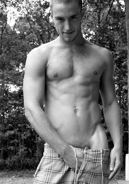 นายแบบ 102