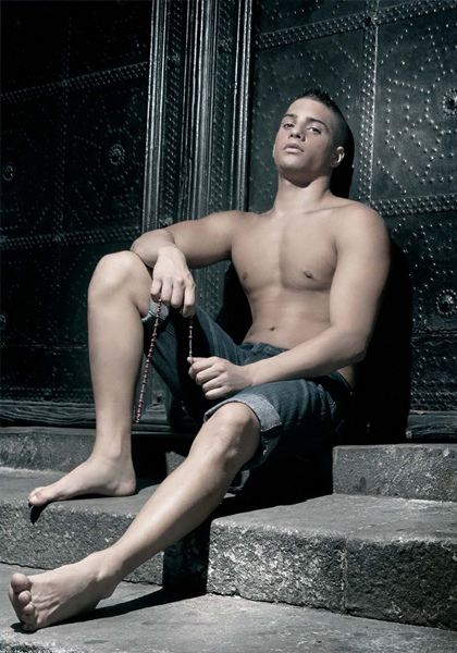 Salva Muste for Revista Nois