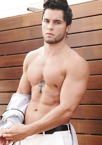 Salva Muste for Revista Nois