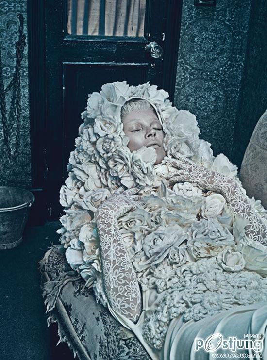 (Good Kate & Bad Kate) Kate Moss @ W Magazine March 2012