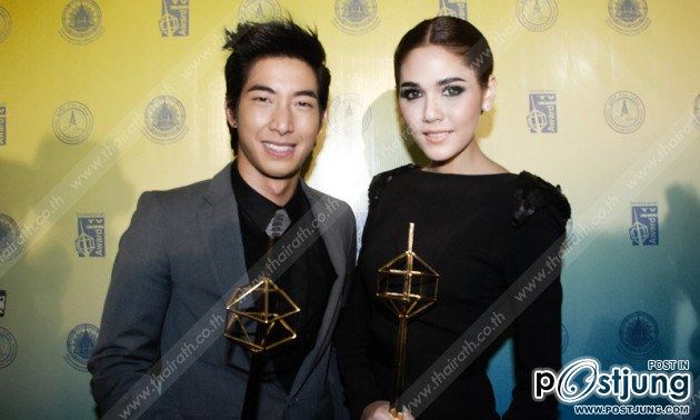 ชมพู่ อารยา รางวัลนักแสดงนำหญิงยอดเยี่ยม โทรทัศน์ทองคำ 2555