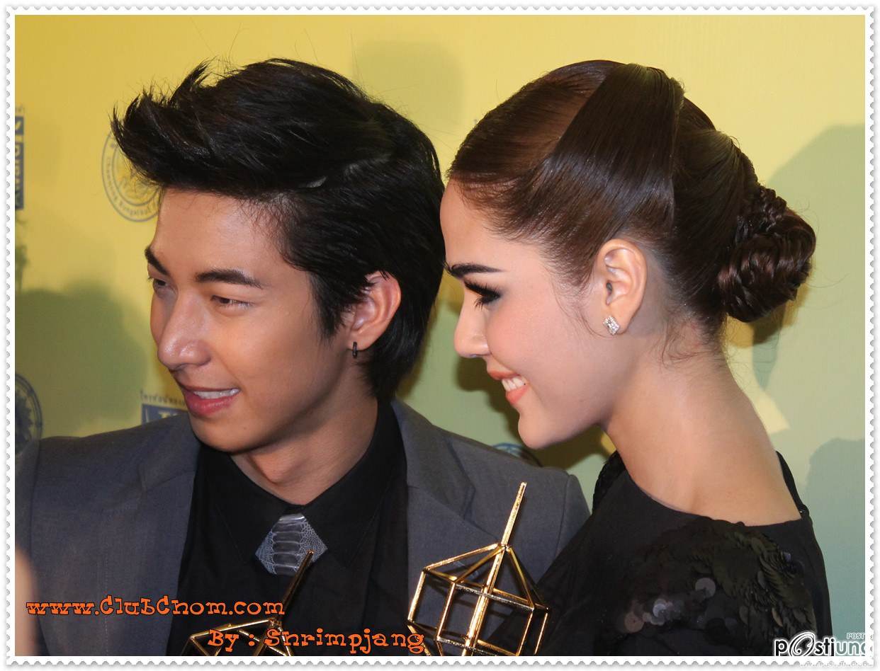 ชมพู่ อารยา รางวัลนักแสดงนำหญิงยอดเยี่ยม โทรทัศน์ทองคำ 2555