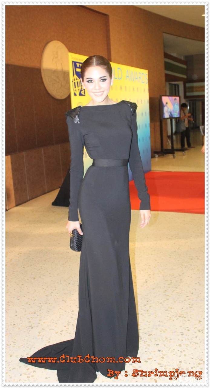 ชมพู่ อารยา รางวัลนักแสดงนำหญิงยอดเยี่ยม โทรทัศน์ทองคำ 2555