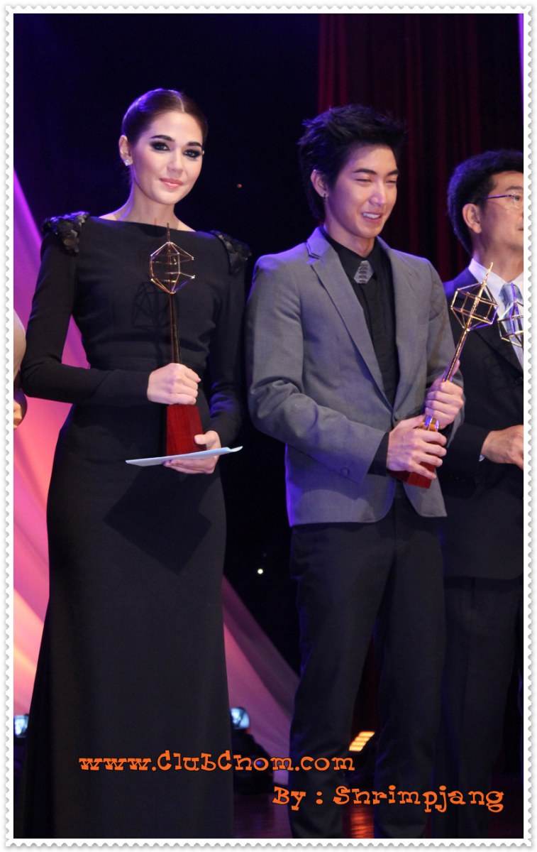 ชมพู่ อารยา งานประกาศรางวัลโทรทัศน์ทองคำ