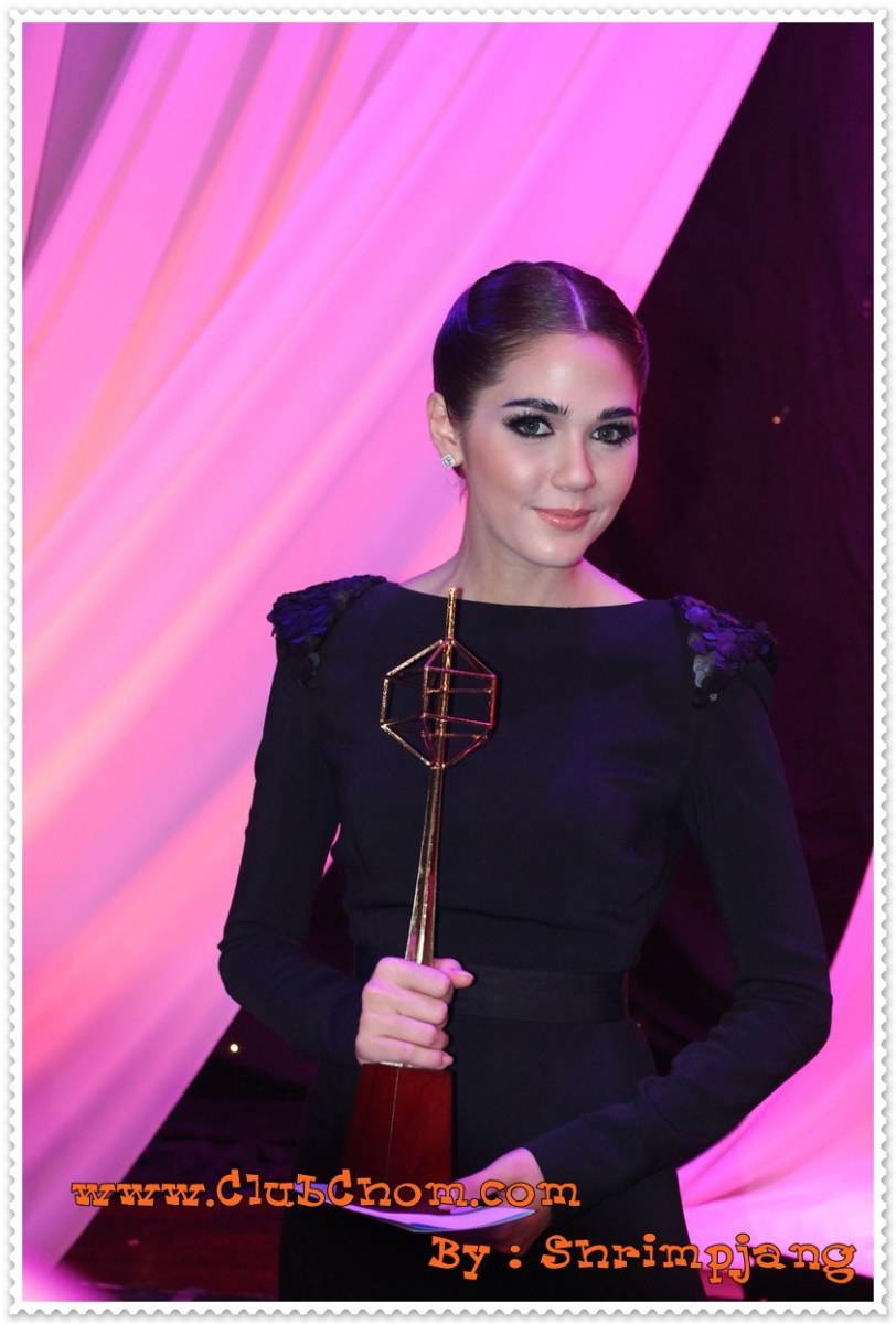 ชมพู่ อารยา งานประกาศรางวัลโทรทัศน์ทองคำ