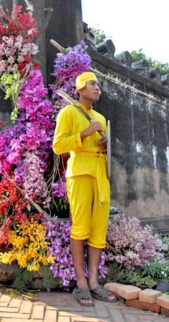 ชาวลพบุรีร่วมใจแต่งไทยทั้งเมือง