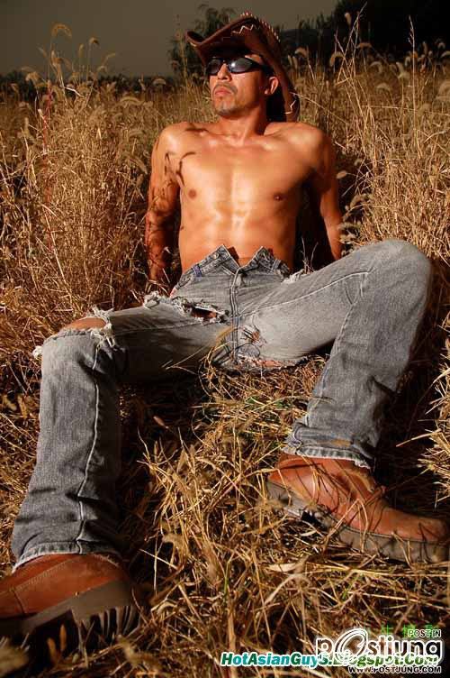 ลึกๆลับๆ