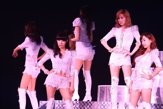 Girls’ Generation Tour in Bangkok  ยิ่งใหญ่ อลังการ สมการรอคอย