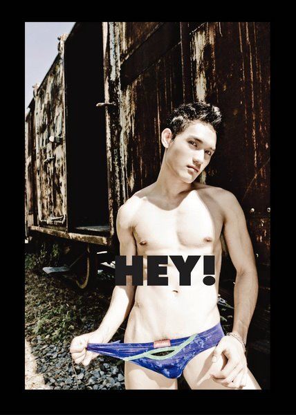 HEY! vol.4 no.38 February 2012