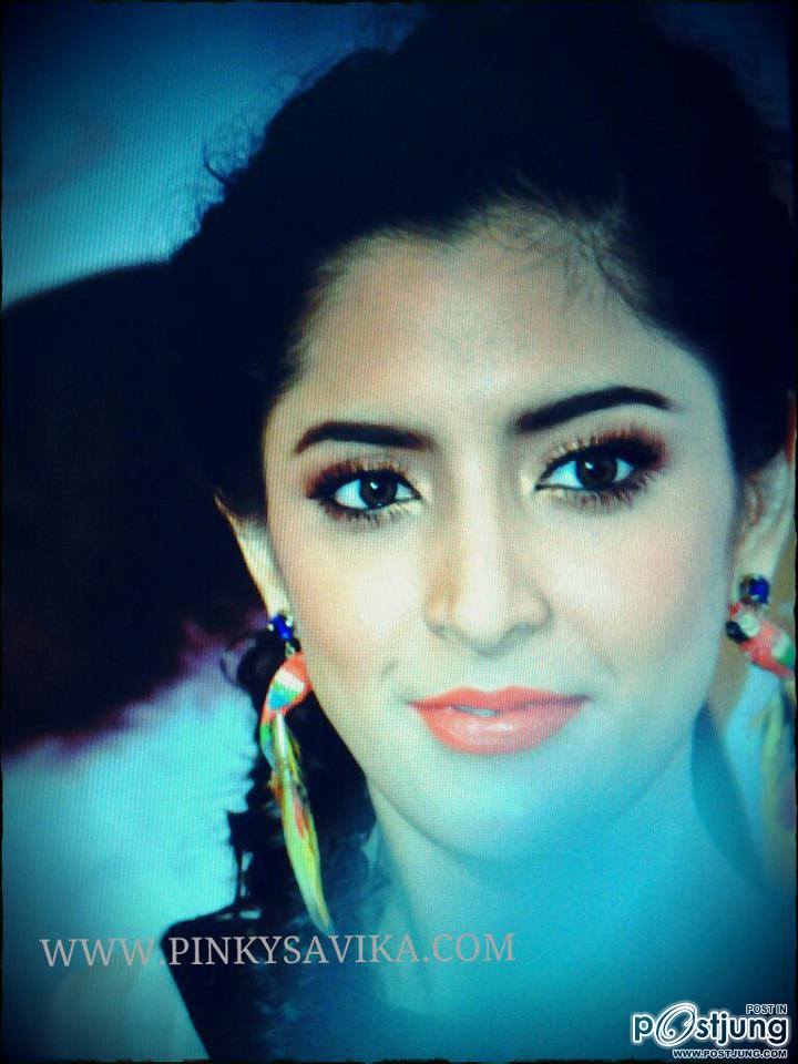 พิ้งค์กี้ สาวิกา