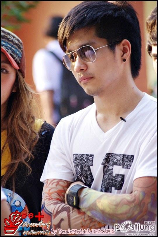 ตี๋เอเอฟหล่อล้ำ