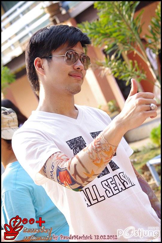 ตี๋เอเอฟหล่อล้ำ