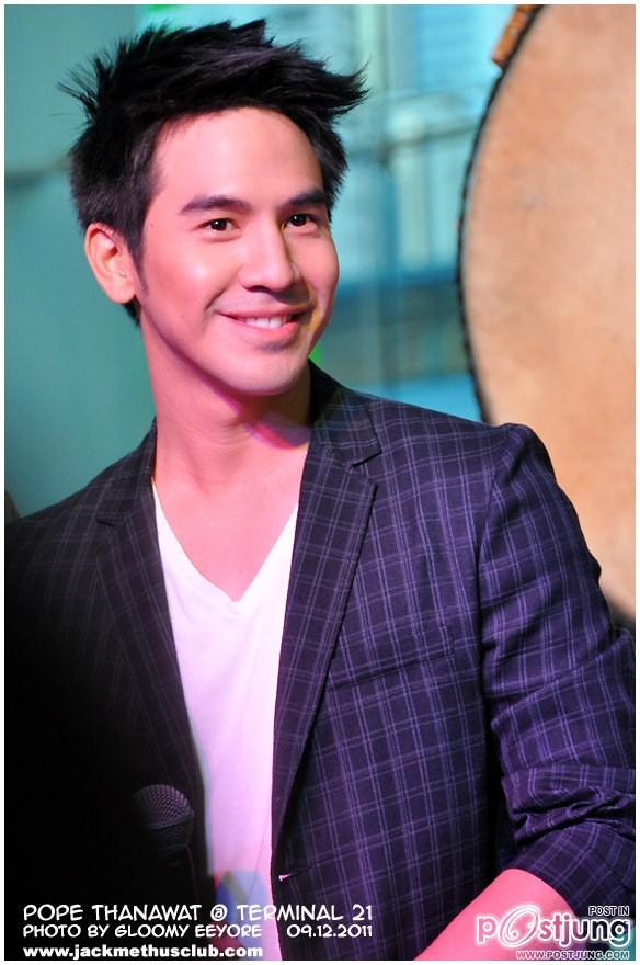 รอยยิ้มละลายใจคนไหน...