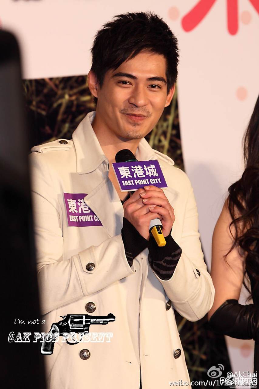 รอยยิ้มละลายใจคนไหน...