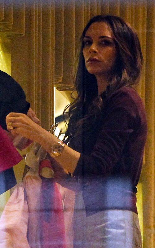 เมื่อ คุนนาย victoria beckham มา New York มาดูเทรนเเฟชั่น ของหล่อนกัน!