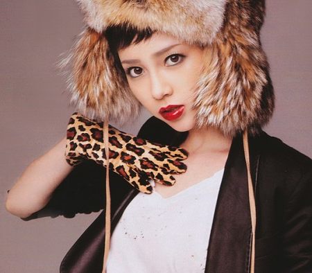 สาวสวยผมสกินเฮด ICONIQ SHISEDO