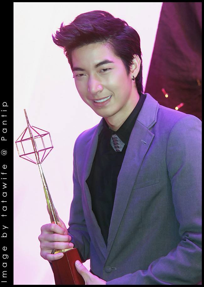 โตโน่ @ งานโทรทัศน์ทองคำ ครั้งที่ 26 ประจำปี 2554