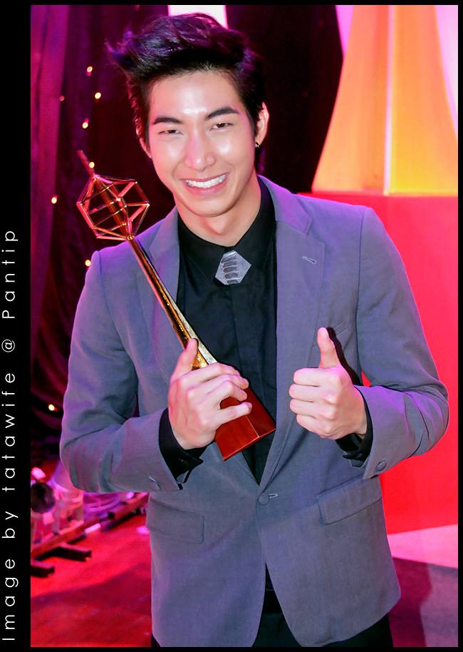 โตโน่ @ งานโทรทัศน์ทองคำ ครั้งที่ 26 ประจำปี 2554