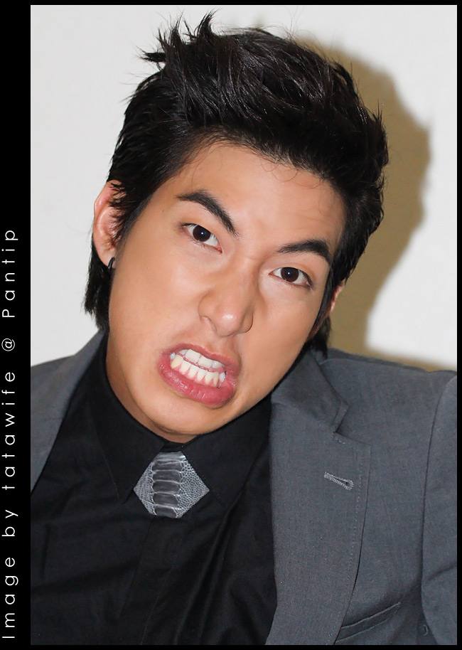 โตโน่ @ งานโทรทัศน์ทองคำ ครั้งที่ 26 ประจำปี 2554