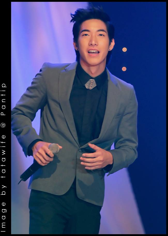 โตโน่ @ งานโทรทัศน์ทองคำ ครั้งที่ 26 ประจำปี 2554