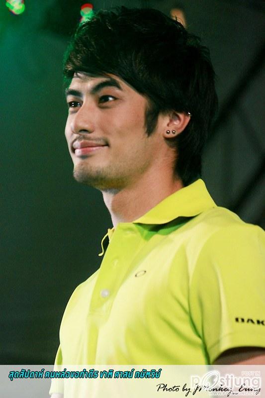 หนุ่มหล่อขอทำดี1